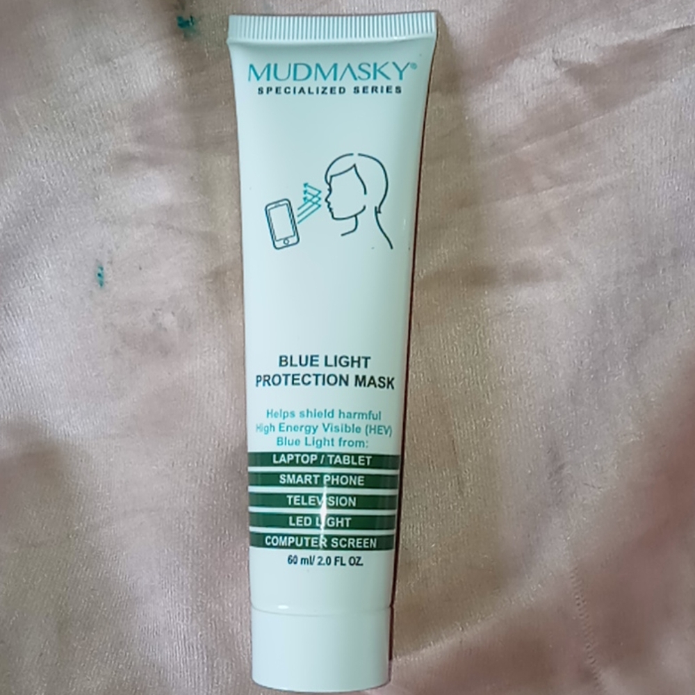 Blue light protection mask